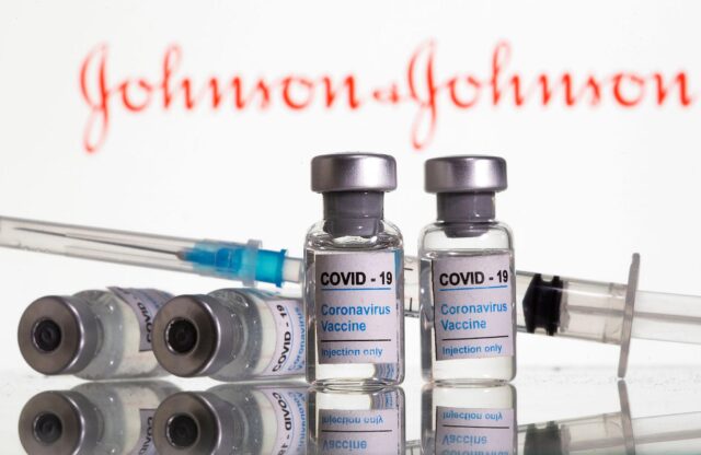 Empleados arruinaron 15 millones de dosis de la vacuna de Johnson & Johnson